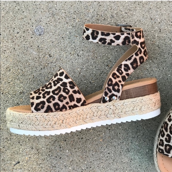 Soda Topic Leopard Cheetah Animal Print Espadrille Platform Sandals - Picture 5 of 8